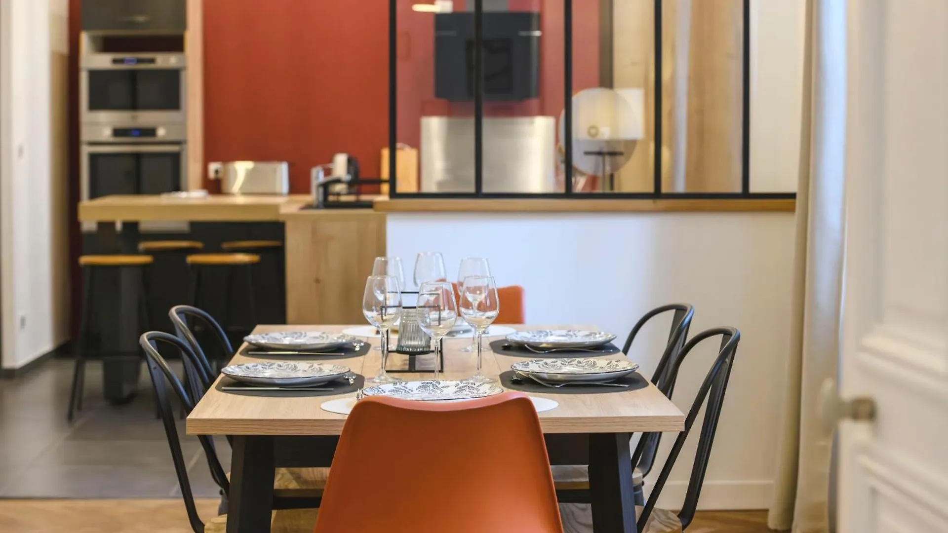 Souplex Chic Et Cosy Familles Et Pros, Roanne Apartment